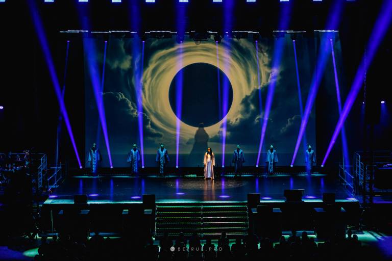 Golden stage portal in OPERAP:ŚLEPCY